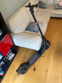 eScooter : Segway-Ninebot F40e